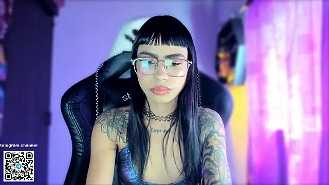 sofiafenty online show from January 14, 4:34 pm