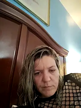 sexytattedbabe online show from October 27, 12:50 am