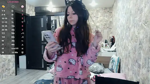 RendyDow online show from November 21, 8:49 am