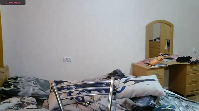 RendyDow online show from October 10, 7:24 am