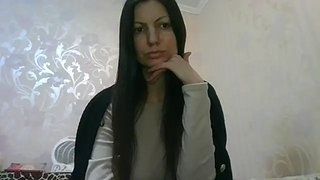 AliseWats online show from February 11, 5:14 pm