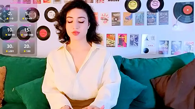 Maya Rogerss online show from April 29, 5:30 pm