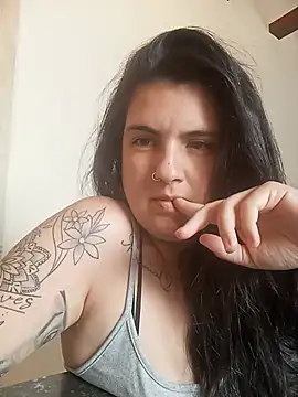Seet Hanna online show from May 14, 2:23 pm