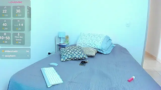 roxy hell online show from February 25, 9:57 pm