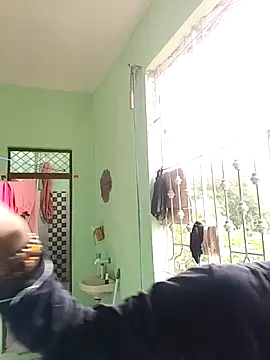 Hotty-Nidhi online show from October 29, 3:22 am