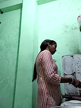 Hotty-Nidhi online show from April 2, 4:59 pm