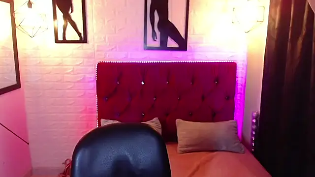 agatha rodriguez online show from May 9, 1:46 pm