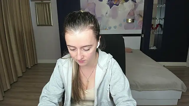 StasyStew online show from September 30, 5:46 am