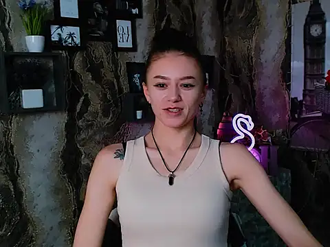 Snapshot of LanaTey chatting on September 24, 9:30 am LanaTey online show from September 24, 9:30 am