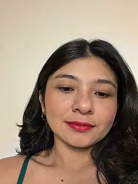 Guadalupe Lopez online show from May 9, 11:01 am