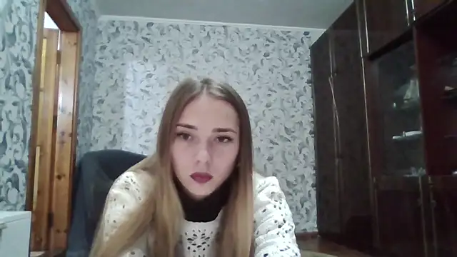 Snapshot of Loveyy_Doveyy chatting on October 18, 7:15 pm Loveyy Doveyy online show from October 18, 7:15 pm