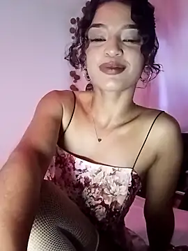 Snapshot of Aphrodite-777 chatting on September 8, 7:57 pm Aphrodite-777 online show from September 8, 7:57 pm