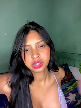 Milanyvero  online show from November 12, 3:15 am