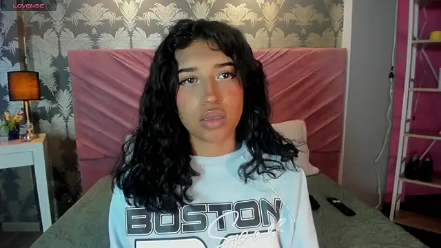 Karin Ks online show from February 17, 3:17 am