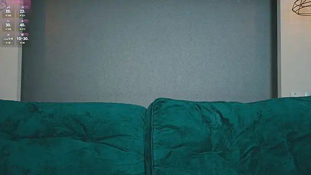 bunnyclide  online show from May 4, 6:39 am