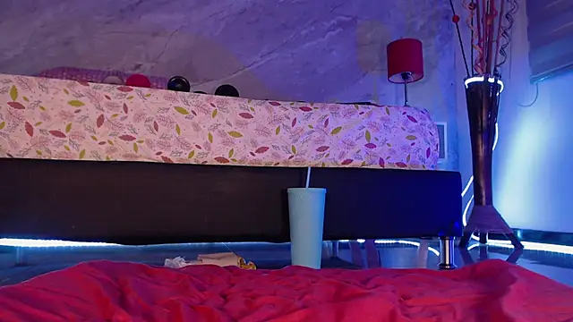 catmolly  online show from January 13, 10:36 pm