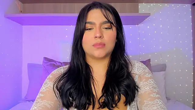 eva sainnt online show from May 13, 2:39 am