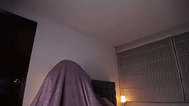 Violet King online show from October 4, 2:50 am