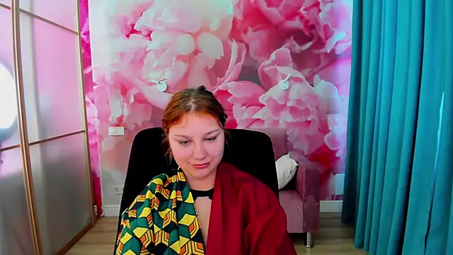 AngelinaLow online show from May 11, 2:45 pm