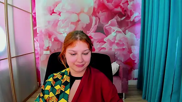 AngelinaLow online show from May 11, 4:04 pm