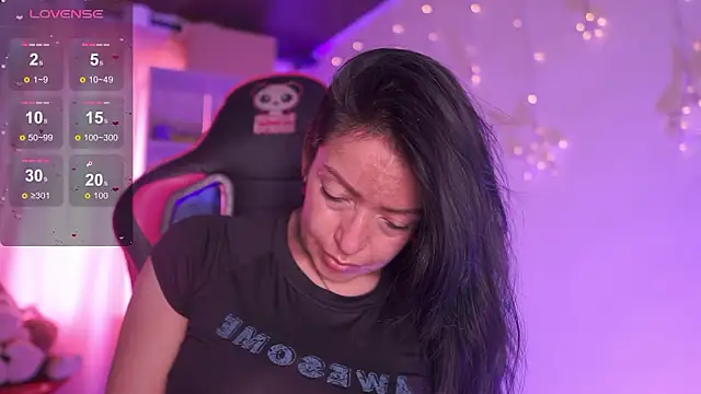 Madison Mayer online show from March 14, 5:25 pm