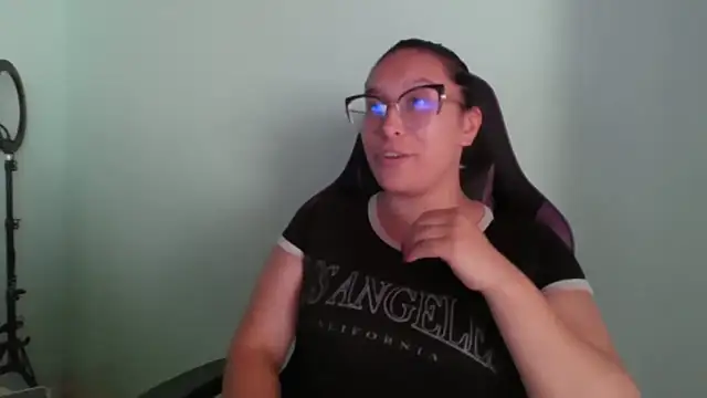Snapshot of cloe_starr chatting on September 25, 9:01 pm cloe starr online show from September 25, 9:01 pm