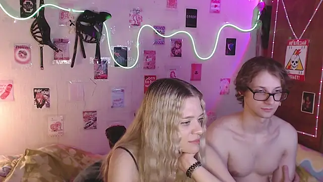 Your Horny Friends online show from October 7, 4:22 pm