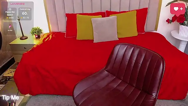 ailyn maury online show from March 26, 1:19 am