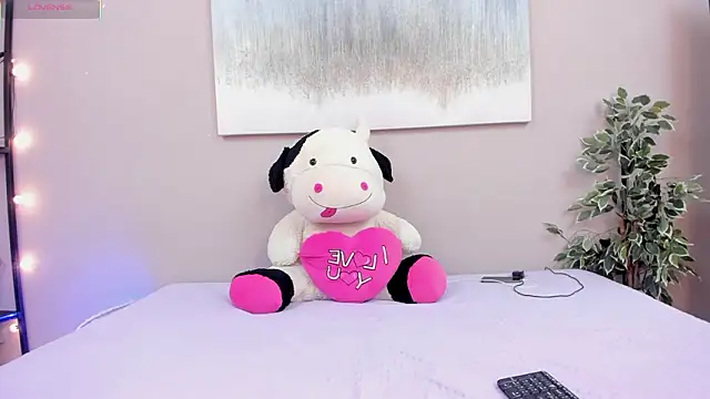 SammyDesire 10 online show from February 4, 7:50 pm