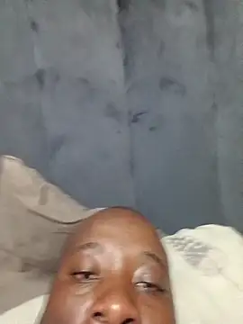 Mmoledi09 online show from October 4, 11:20 pm