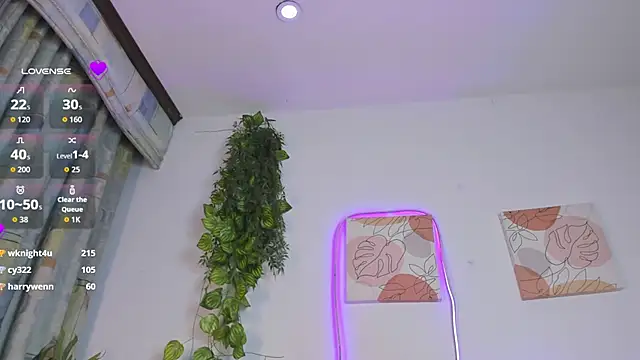 Quiinn bx online show from April 29, 2:37 am