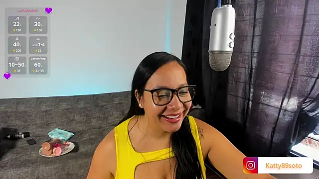 Kattysoto online show from October 6, 3:07 pm