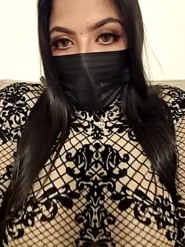 Snapshot of Tamil_hot_whiskey_girl chatting on September 30, 5:18 pm Tamil hot whiskey girl online show from September 30, 5:18 pm