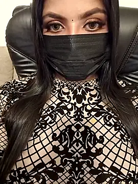 Snapshot of Tamil_hot_whiskey_girl chatting on October 4, 12:49 am Tamil hot whiskey girl online show from October 4, 12:49 am