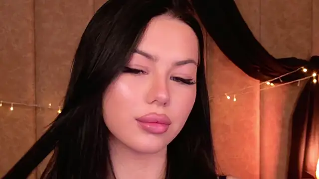 Snapshot of Leya_Foxhall chatting on September 16, 11:07 am Leya Foxhall online show from September 16, 11:07 am