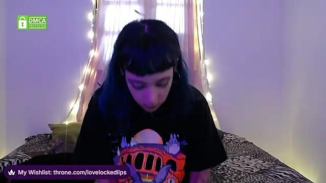 lovelockedlips online show from February 6, 3:37 pm