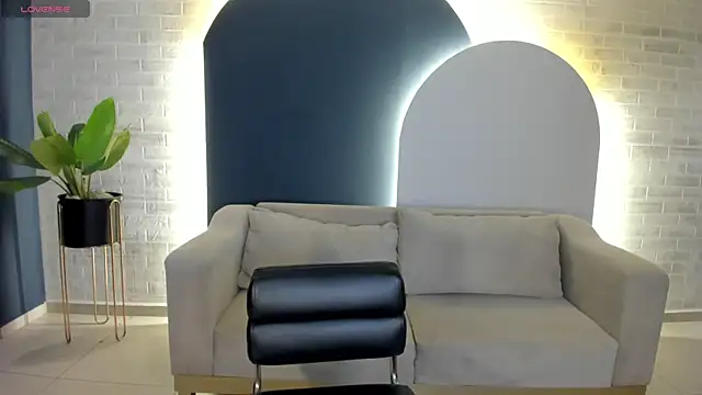 AmaliaCrus online show from May 24, 11:58 pm
