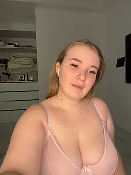 Amy Sky  online show from February 13, 6:53 pm