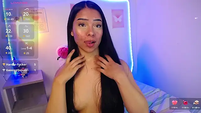 Emilybutterfly1 online show from October 11, 9:28 pm