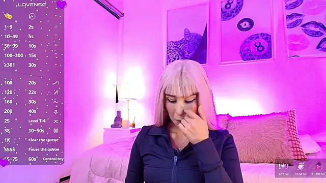 Valen ross  online show from April 9, 1:08 am