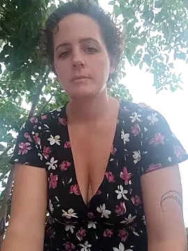 emiliemilf online show from March 6, 9:32 pm