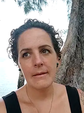 emiliemilf online show from March 18, 10:04 pm