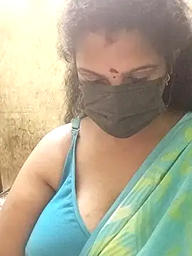 poojaa-rani online show from April 3, 6:28 pm