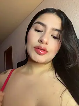 andrea gomes  online show from May 20, 6:10 am