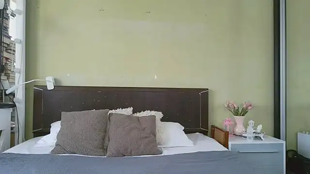 Angelika Ann online show from March 2, 7:59 am