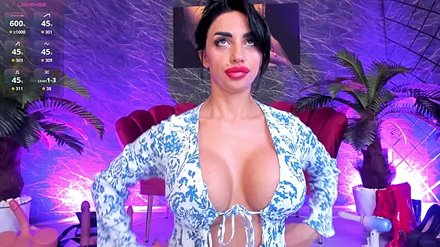 IzabelaTessa online show from May 8, 7:27 pm