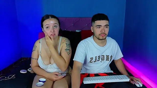  mia and mike  online show from November 25, 1:57 pm