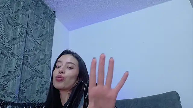 Misscarolsph online show from May 15, 10:56 pm