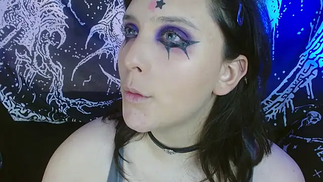 mikaskullcs online show from November 9, 10:05 pm