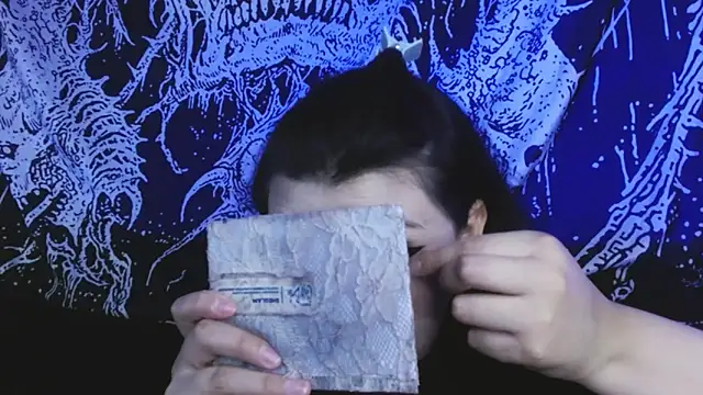 mikaskullcs online show from February 18, 9:47 pm